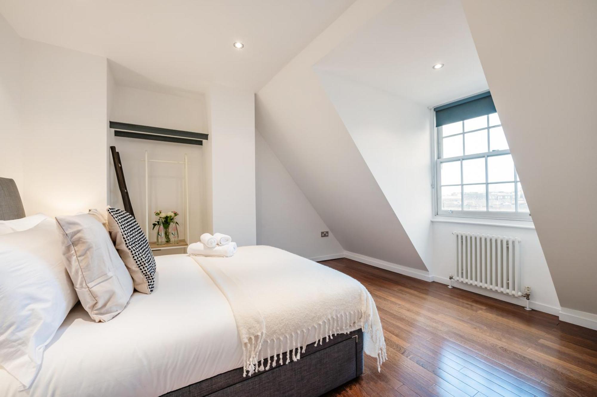 Huge & Central 3 Bedr, 4 Beds, Covent Gdn London Exteriör bild